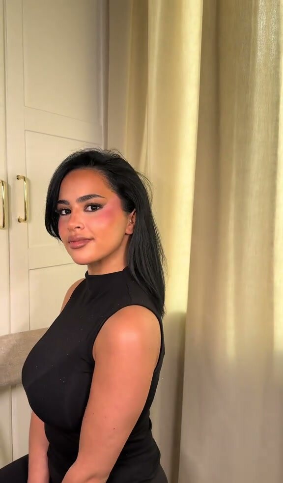 Full glam make-up look